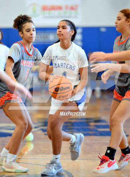 Thumbnail 3 in Apopka vs Mount Dora (14th Annual Earl Graham Metro vs Florida Challenge) photogallery.