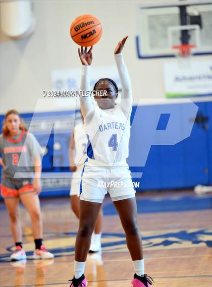 Thumbnail 1 in Apopka vs Mount Dora (14th Annual Earl Graham Metro vs Florida Challenge) photogallery.