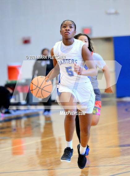 Thumbnail 3 in Apopka vs Mount Dora (14th Annual Earl Graham Metro vs Florida Challenge) photogallery.