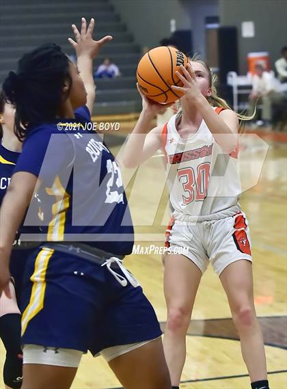 Thumbnail 3 in Buckhorn @ Grissom photogallery.