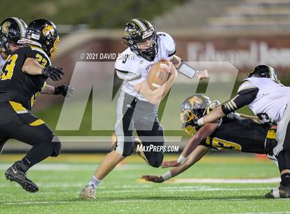 Thumbnail 2 in Worth County/Northeast Nodaway vs. Drexel/Miami - MSHSAA Show-Me Bowl photogallery.