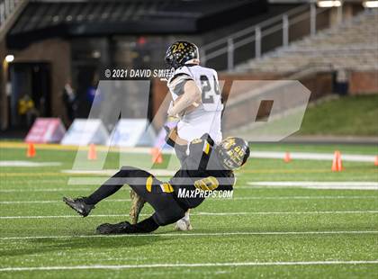 Thumbnail 3 in Worth County/Northeast Nodaway vs. Drexel/Miami - MSHSAA Show-Me Bowl photogallery.