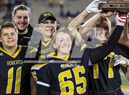 Thumbnail 3 in Worth County/Northeast Nodaway vs. Drexel/Miami - MSHSAA Show-Me Bowl photogallery.