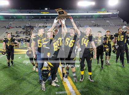 Thumbnail 3 in Worth County/Northeast Nodaway vs. Drexel/Miami - MSHSAA Show-Me Bowl photogallery.