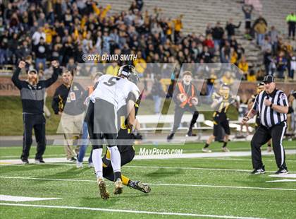 Thumbnail 2 in Worth County/Northeast Nodaway vs. Drexel/Miami - MSHSAA Show-Me Bowl photogallery.