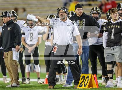 Thumbnail 1 in Worth County/Northeast Nodaway vs. Drexel/Miami - MSHSAA Show-Me Bowl photogallery.