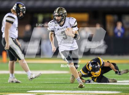 Thumbnail 3 in Worth County/Northeast Nodaway vs. Drexel/Miami - MSHSAA Show-Me Bowl photogallery.