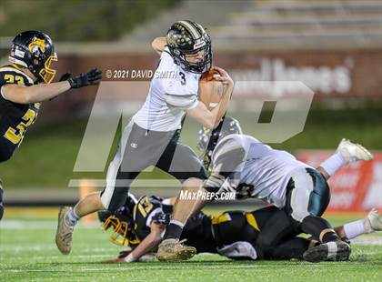 Thumbnail 3 in Worth County/Northeast Nodaway vs. Drexel/Miami - MSHSAA Show-Me Bowl photogallery.