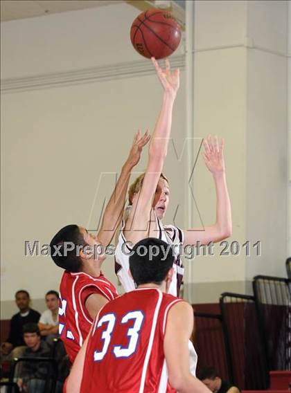 Thumbnail 2 in Lindhurst @ West Campus photogallery.