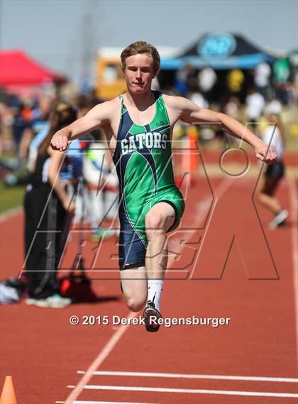 Thumbnail 3 in Mountain Range Mustang Invitational photogallery.