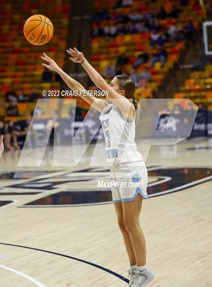Thumbnail 3 in Snow Canyon vs. Sky View (UHSAA 4A Semifinal) photogallery.
