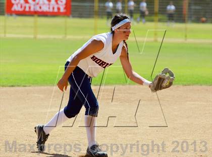 Thumbnail 2 in Horizon vs. Santa Fe Christian (CIF SDS D5 Final) photogallery.