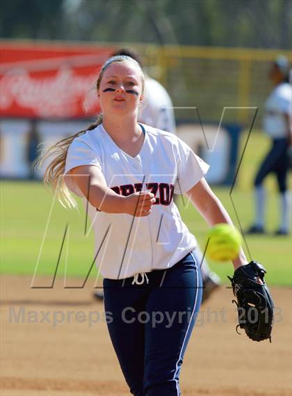 Thumbnail 3 in Horizon vs. Santa Fe Christian (CIF SDS D5 Final) photogallery.