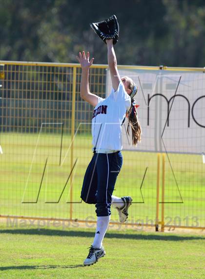 Thumbnail 1 in Horizon vs. Santa Fe Christian (CIF SDS D5 Final) photogallery.