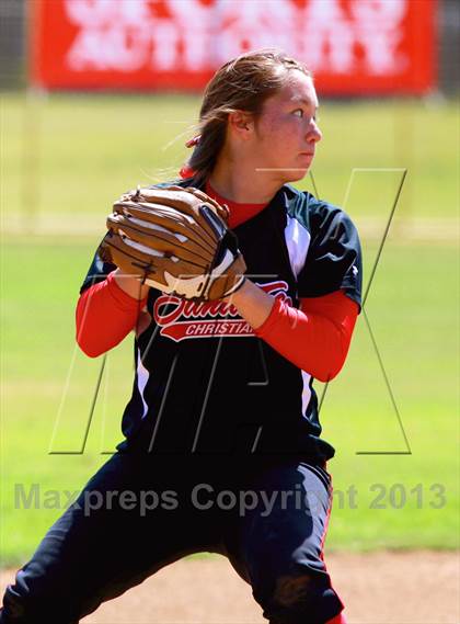 Thumbnail 1 in Horizon vs. Santa Fe Christian (CIF SDS D5 Final) photogallery.