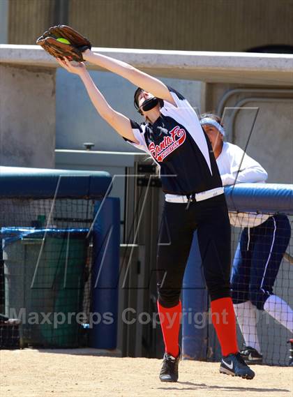 Thumbnail 1 in Horizon vs. Santa Fe Christian (CIF SDS D5 Final) photogallery.