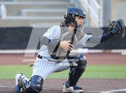Thumbnail 2 in Chaminade vs St Francis photogallery.