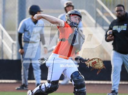 Thumbnail 1 in Chaminade vs St Francis photogallery.