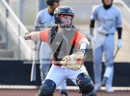Thumbnail 1 in Chaminade vs St Francis photogallery.