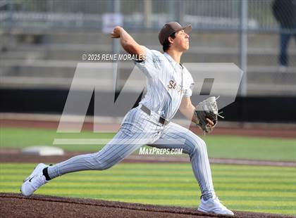 Thumbnail 2 in Chaminade vs St Francis photogallery.