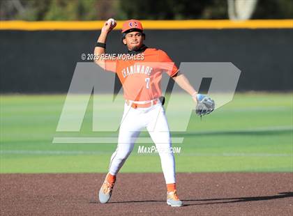 Thumbnail 2 in Chaminade vs St Francis photogallery.