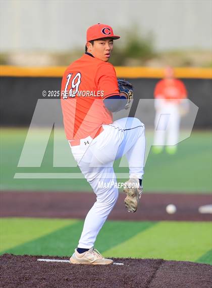 Thumbnail 2 in Chaminade vs St Francis photogallery.