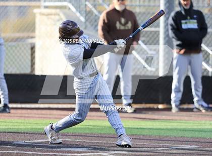 Thumbnail 2 in Chaminade vs St Francis photogallery.