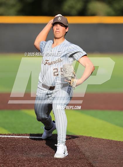 Thumbnail 2 in Chaminade vs St Francis photogallery.