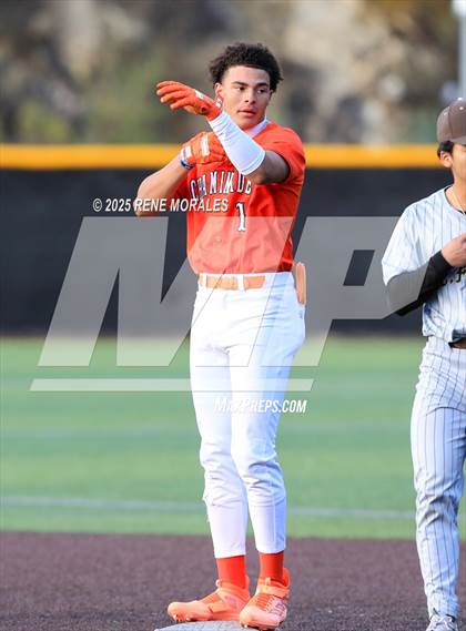 Thumbnail 3 in Chaminade vs St Francis photogallery.