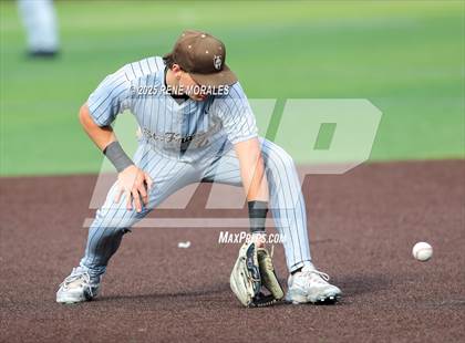 Thumbnail 2 in Chaminade vs St Francis photogallery.
