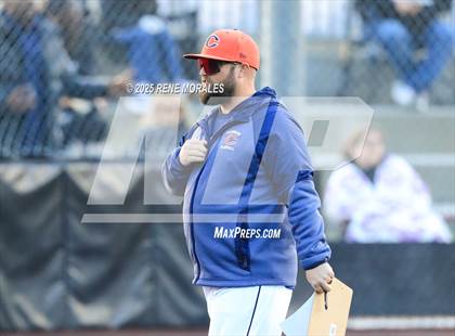 Thumbnail 2 in Chaminade vs St Francis photogallery.