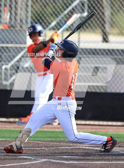 Thumbnail 3 in Chaminade vs St Francis photogallery.