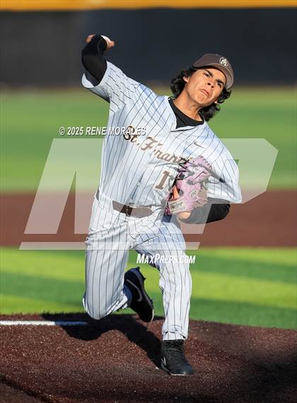 Thumbnail 1 in Chaminade vs St Francis photogallery.