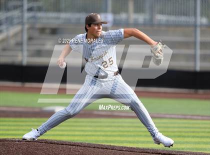 Thumbnail 3 in Chaminade vs St Francis photogallery.