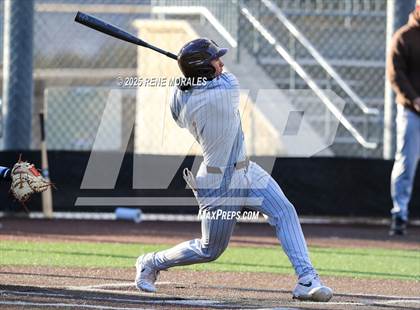 Thumbnail 1 in Chaminade vs St Francis photogallery.