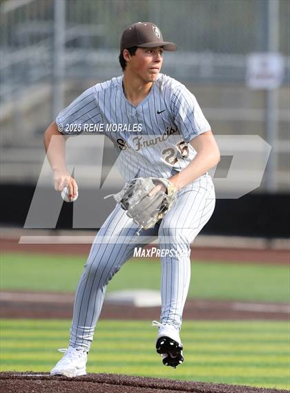 Thumbnail 3 in Chaminade vs St Francis photogallery.