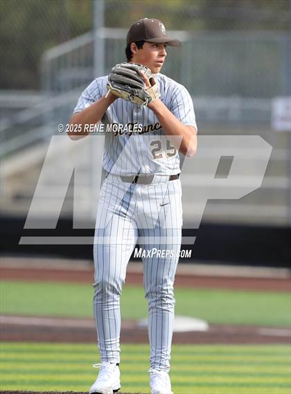 Thumbnail 2 in Chaminade vs St Francis photogallery.