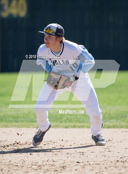 Thumbnail 3 in Valor Christian vs. Windsor (CHSAA 4A Championship Round) photogallery.