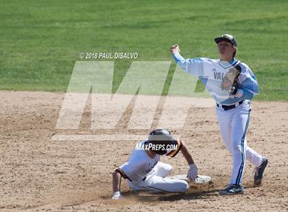 Thumbnail 3 in Valor Christian vs. Windsor (CHSAA 4A Championship Round) photogallery.