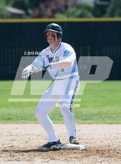Thumbnail 3 in Valor Christian vs. Windsor (CHSAA 4A Championship Round) photogallery.