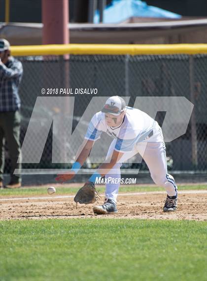 Thumbnail 3 in Valor Christian vs. Windsor (CHSAA 4A Championship Round) photogallery.