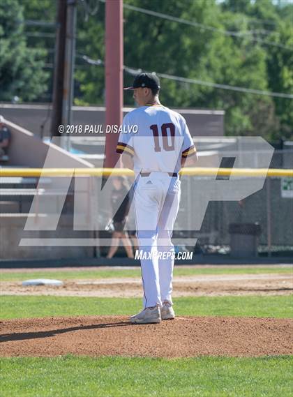Thumbnail 2 in Valor Christian vs. Windsor (CHSAA 4A Championship Round) photogallery.