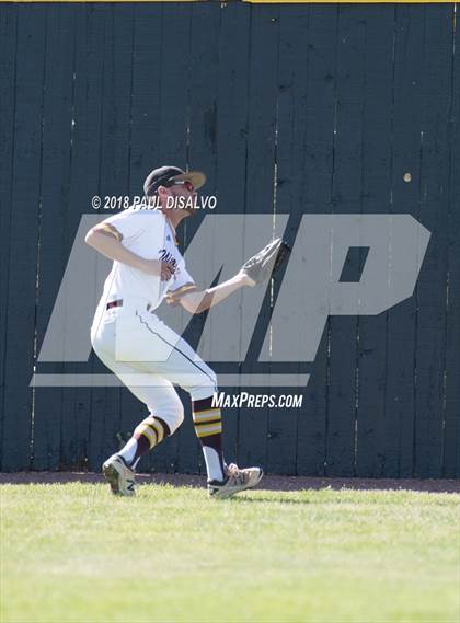 Thumbnail 2 in Valor Christian vs. Windsor (CHSAA 4A Championship Round) photogallery.
