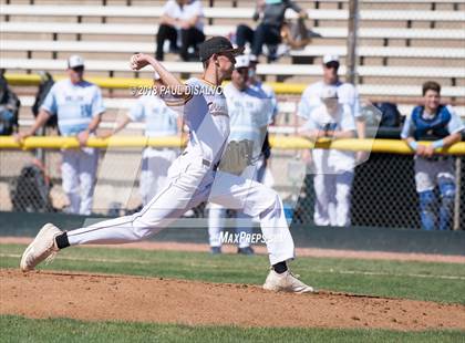 Thumbnail 3 in Valor Christian vs. Windsor (CHSAA 4A Championship Round) photogallery.