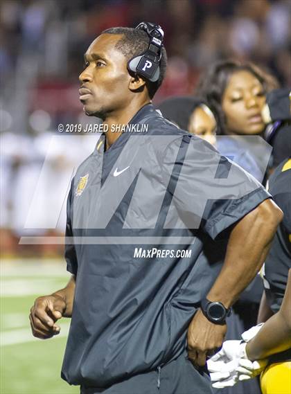 Thumbnail 1 in Brusly @ St. James(LHSAA Class 3A Quarterfinals) photogallery.