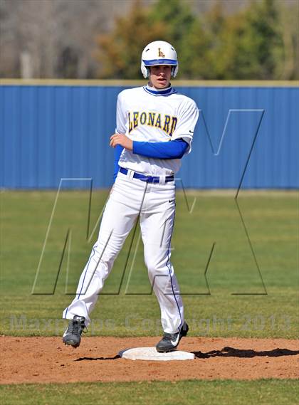 Thumbnail 1 in Rivercrest @ Leonard (Leonard Tournament) photogallery.