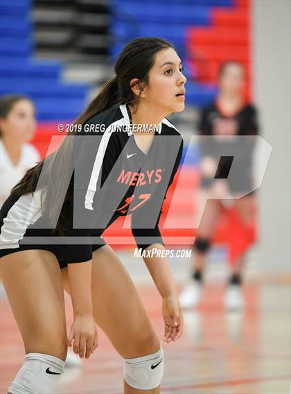 Thumbnail 1 in Middletown vs Mercy (NorCal Invitational) photogallery.