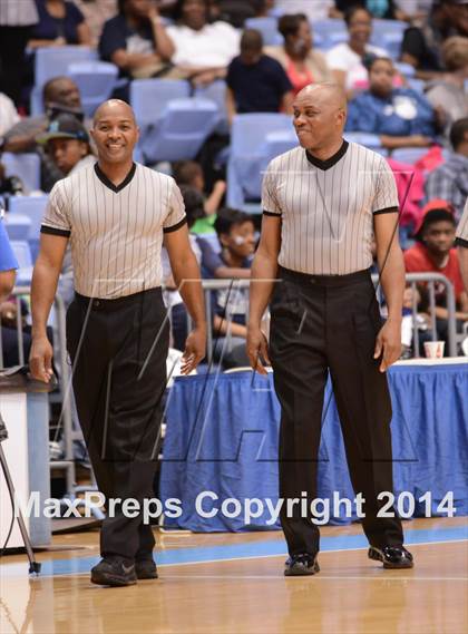 Thumbnail 3 in Riverside vs. Bishop McGuinness (NCHSAA 1A Final) photogallery.