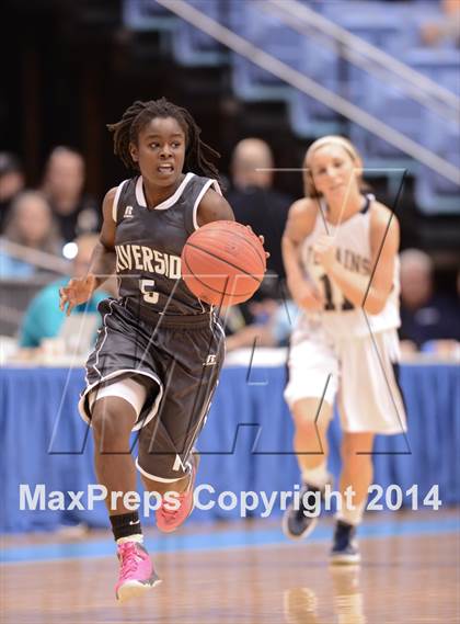 Thumbnail 3 in Riverside vs. Bishop McGuinness (NCHSAA 1A Final) photogallery.