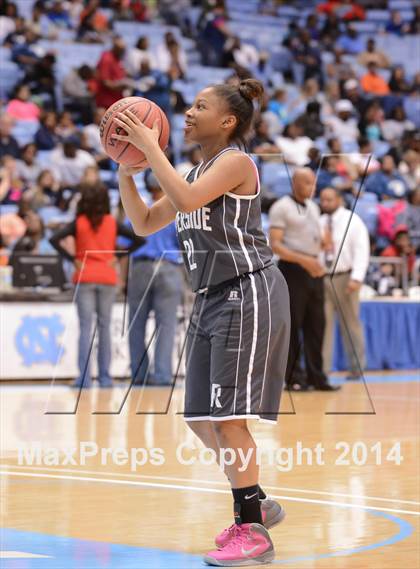 Thumbnail 3 in Riverside vs. Bishop McGuinness (NCHSAA 1A Final) photogallery.